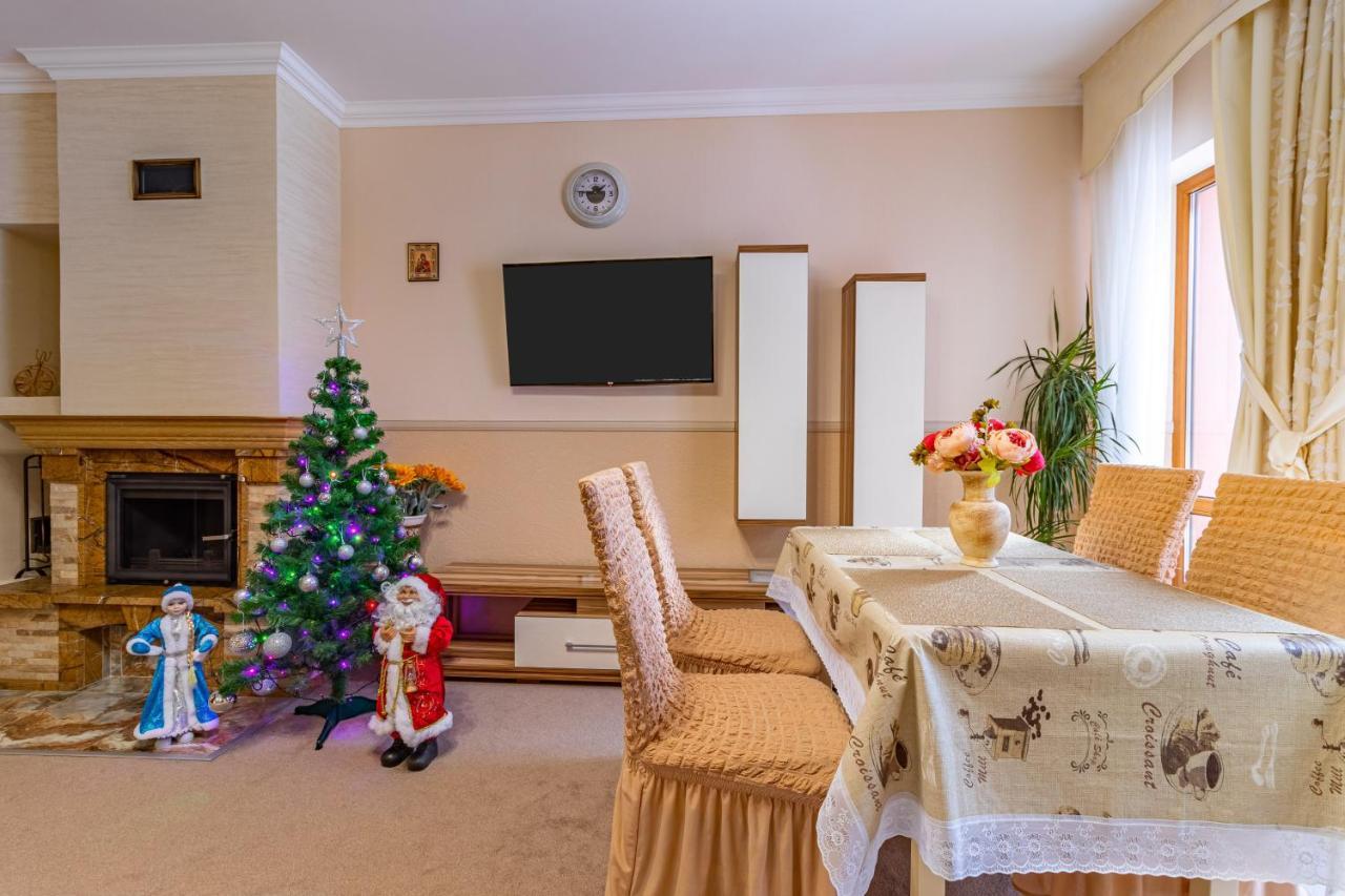 Petros Hotel Boekovel Buitenkant foto